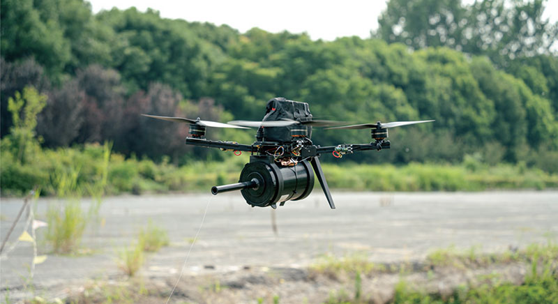 Buntáistí agus feidhmchláir snáthoptaice UAV